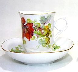 マイセン　【白葡萄　249590】 コーヒーカップ&ソーサー　28582　30%Off