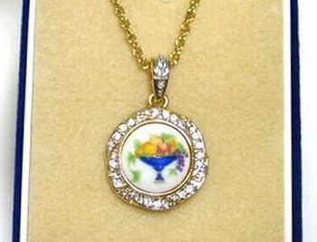 アビランド・ルネッサンス　ペンダント　4608　　　2.5cm・1cm　30%Off