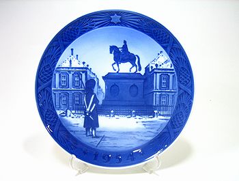 ロイヤルコペンハーゲン　【イヤープレート】 　1954年 アマリエンボー城